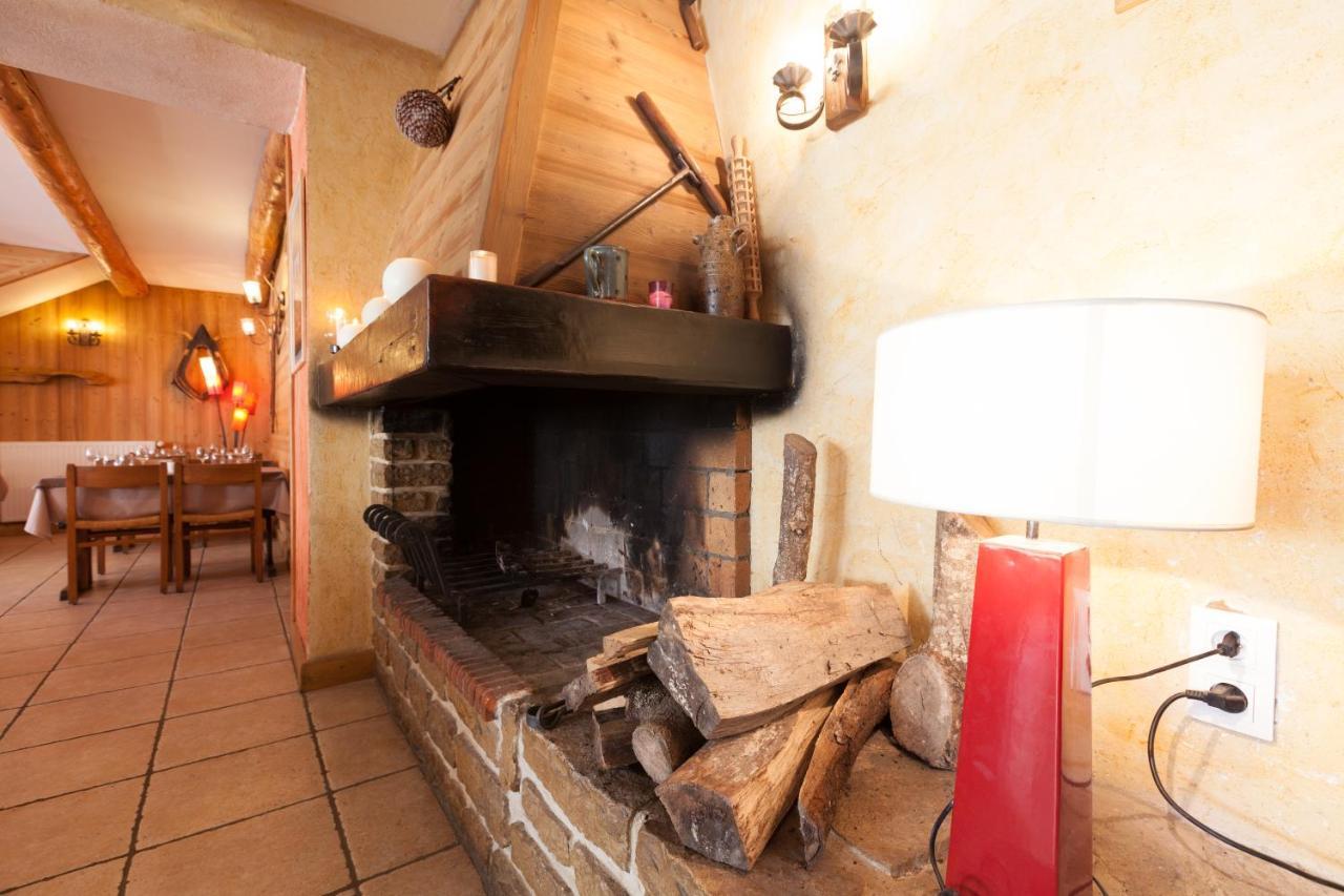 Auberge Des Montauds - Hotel & Restaurant Villard-de-Lans Exterior photo